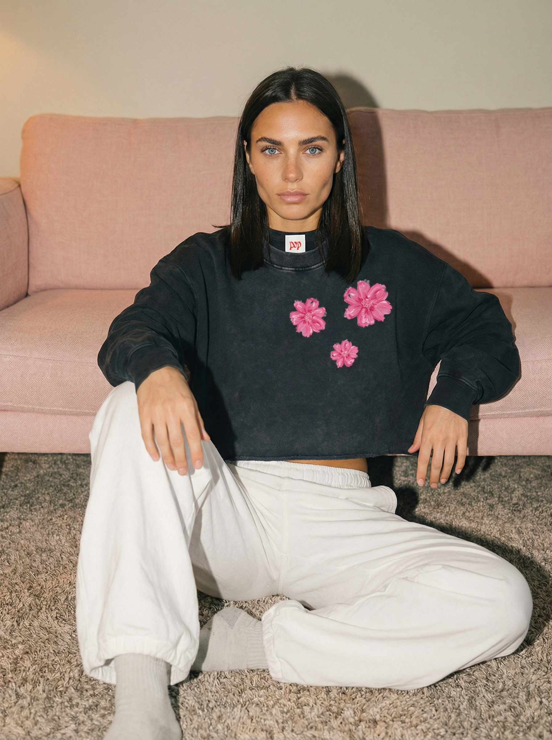 Nostalgic Snow Washed Raw Edge Cropped Sweatshirt