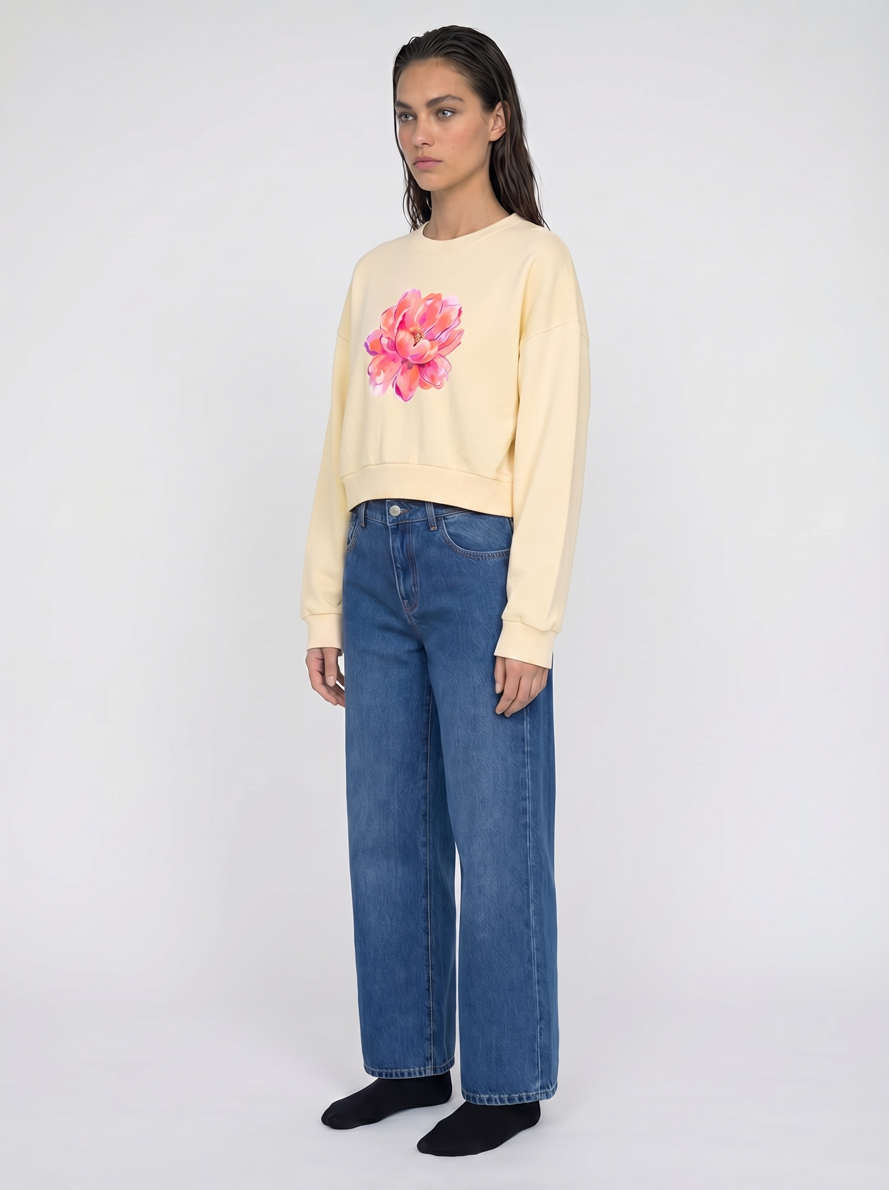 Nostalgic Yellow Vintage Washed Cropped Sweatshirt