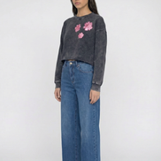 Nostalgic Snow Washed Raw Edge Cropped Sweatshirt