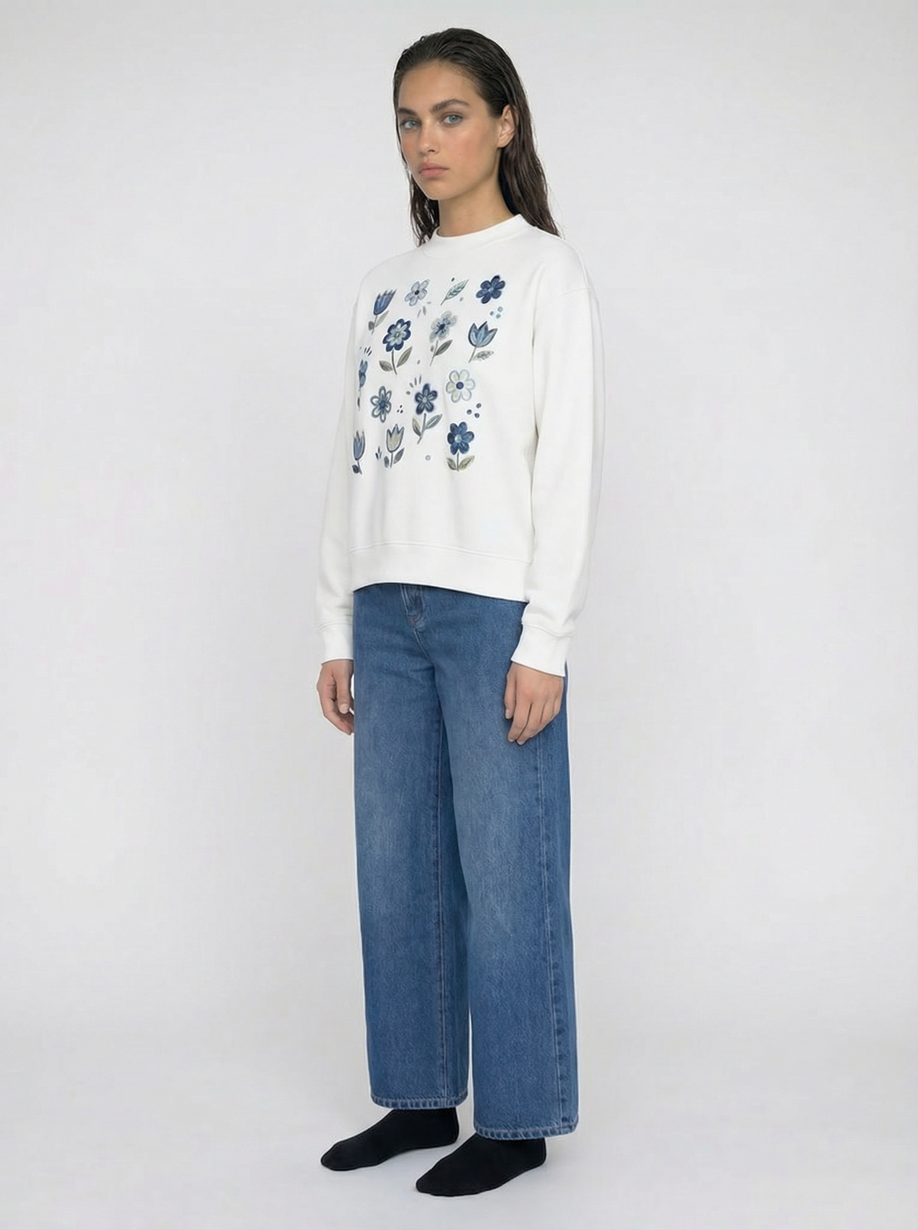 Nostalgic Floral Mock-Neck Crew Sweatshirt